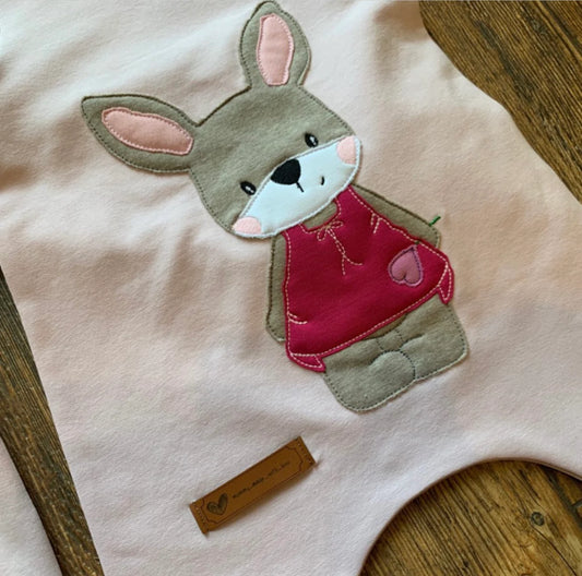 Stickbild Hasenmädchen